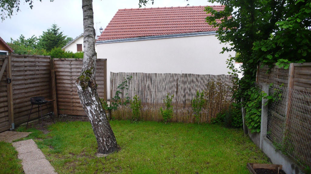House Route de Ménestreau in La Ferté-Saint-Aubin