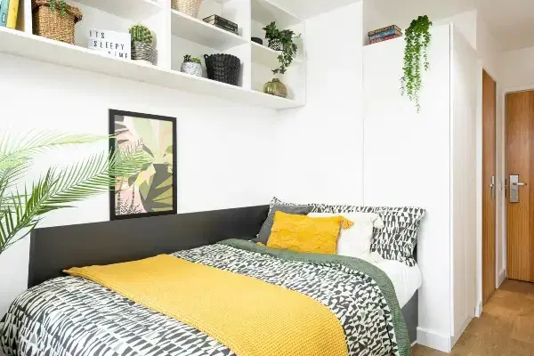 Flat Caledonian Road in Greater London