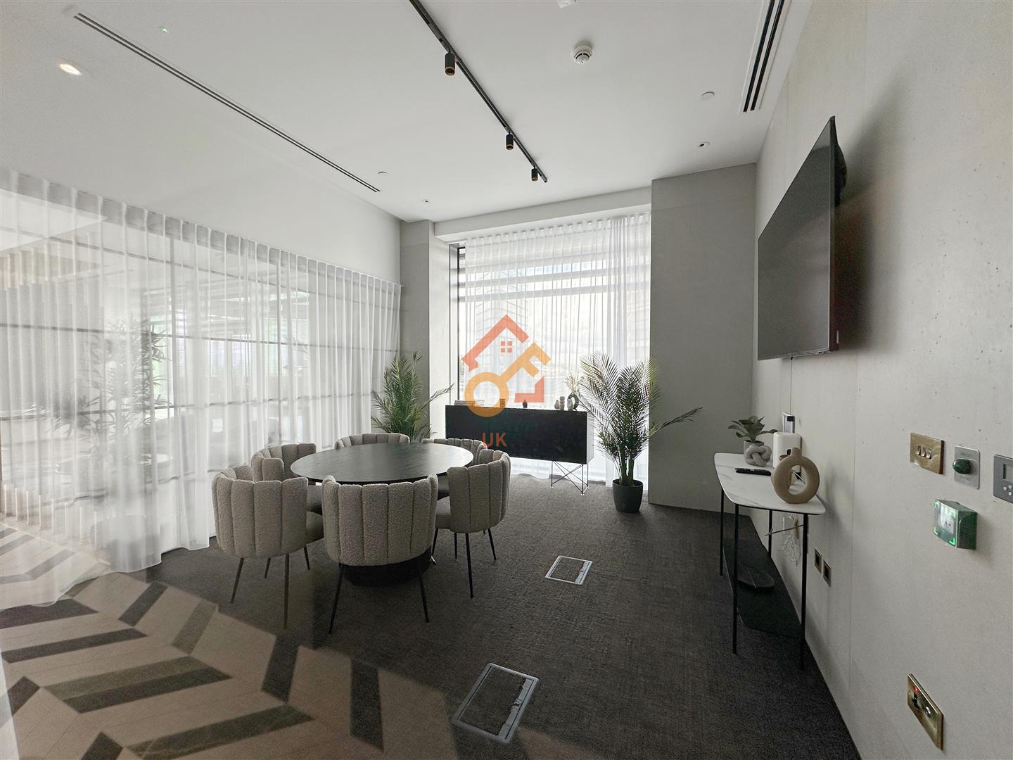 Flat Dingley Road in Greater London