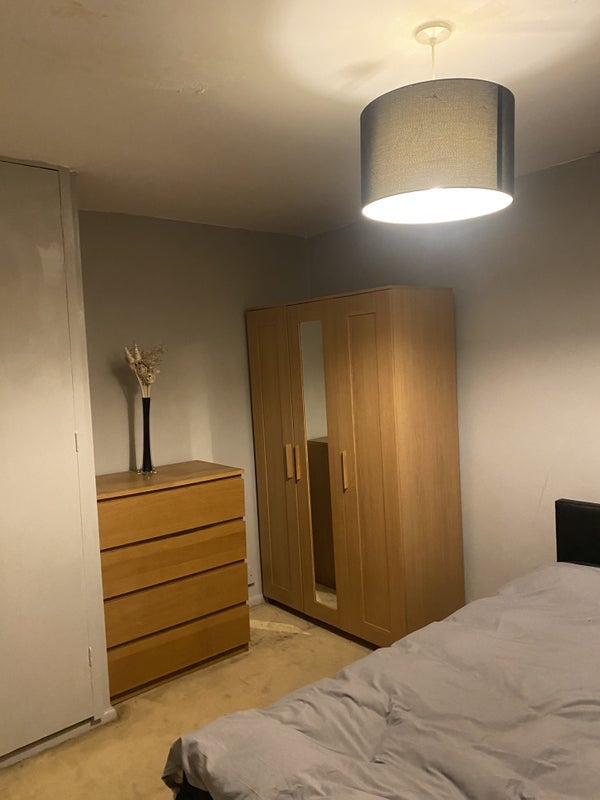 Flat Newington Green Road in Greater London