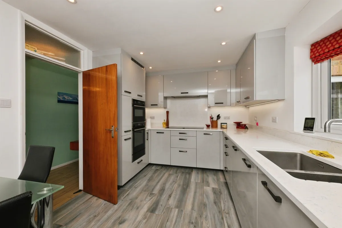 House Devey Close in North Hertfordshire
