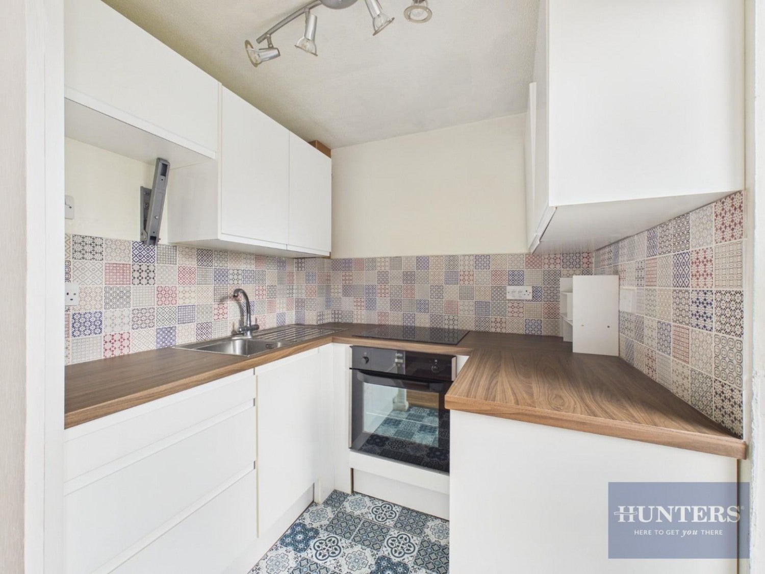 Flat Welwyn Mews in Cheltenham