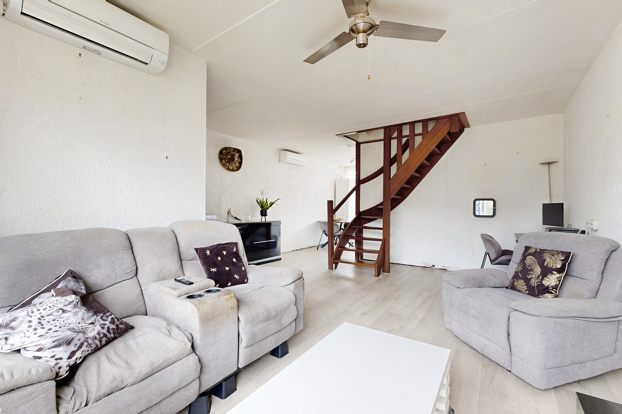 Tussenwoning te koop: Hoogmade 45, Zevenbergen
