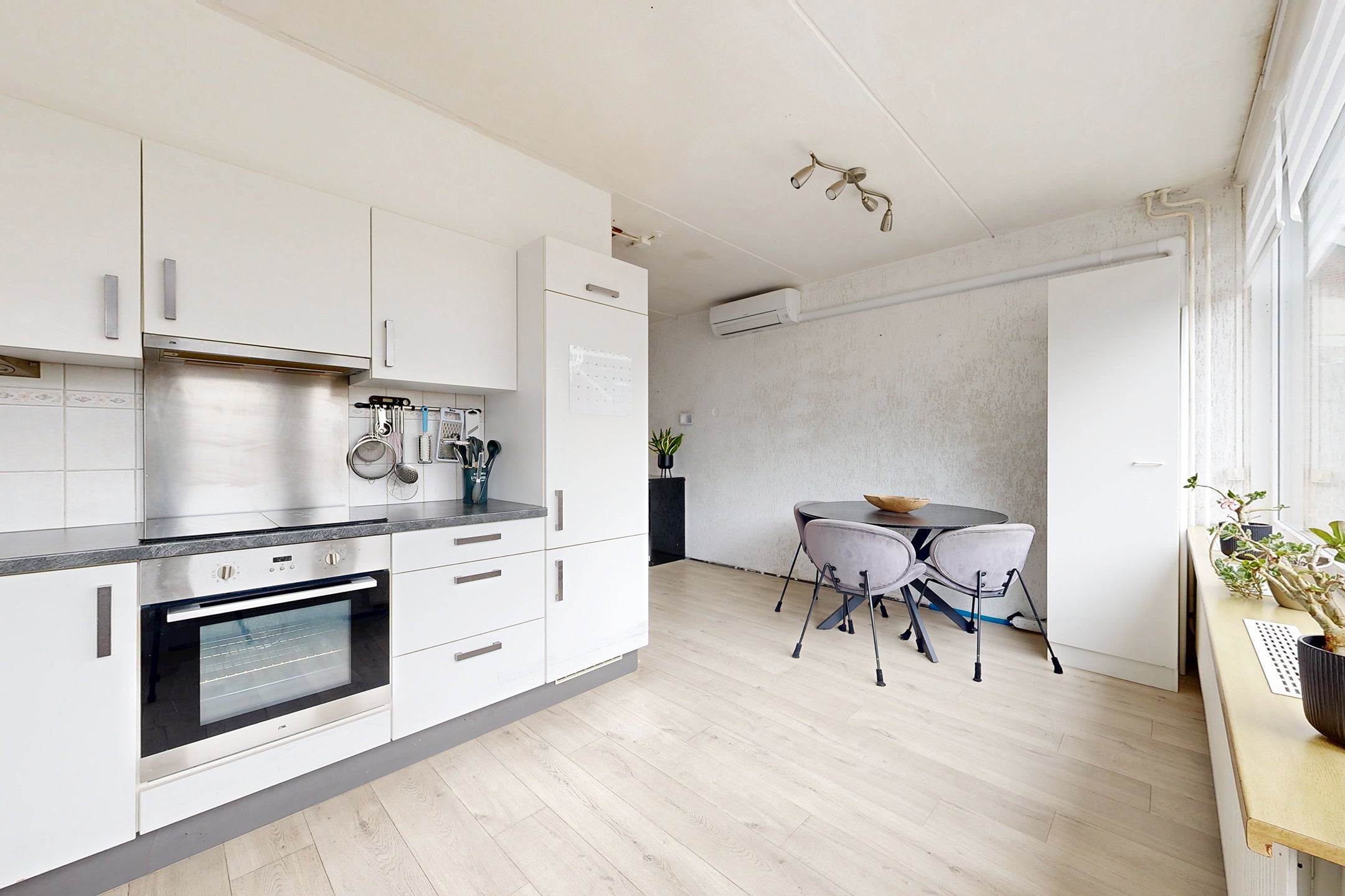 Tussenwoning te koop: Hoogmade 45, Zevenbergen
