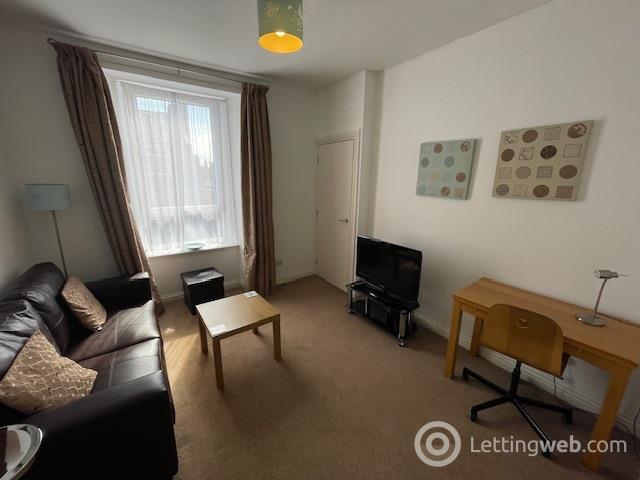 Flat Holburn Street in Aberdeen City