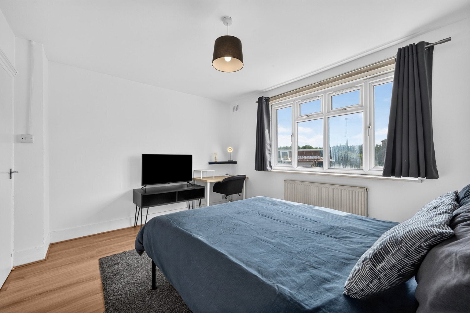 House Bestwood Street in Greater London