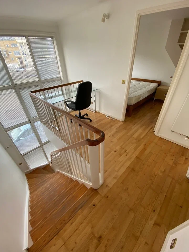 House Greenland Passage in Greater London