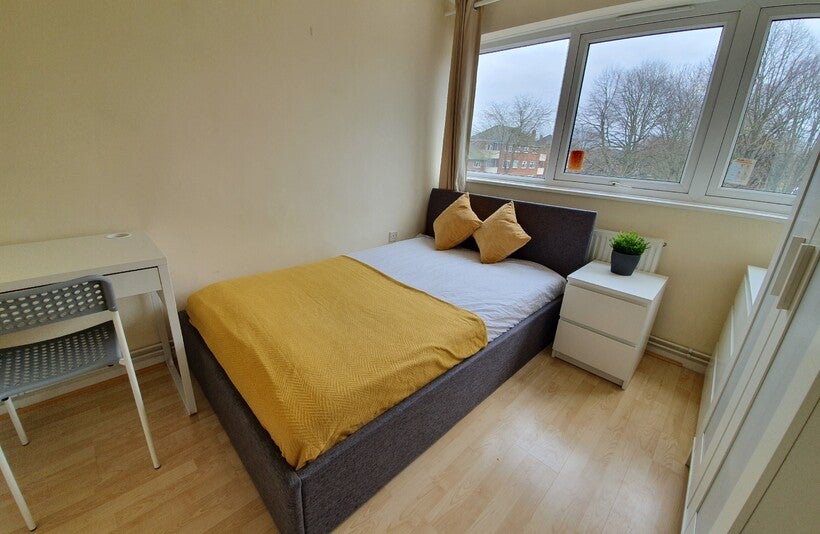 Room Suffolk Square in Norwich