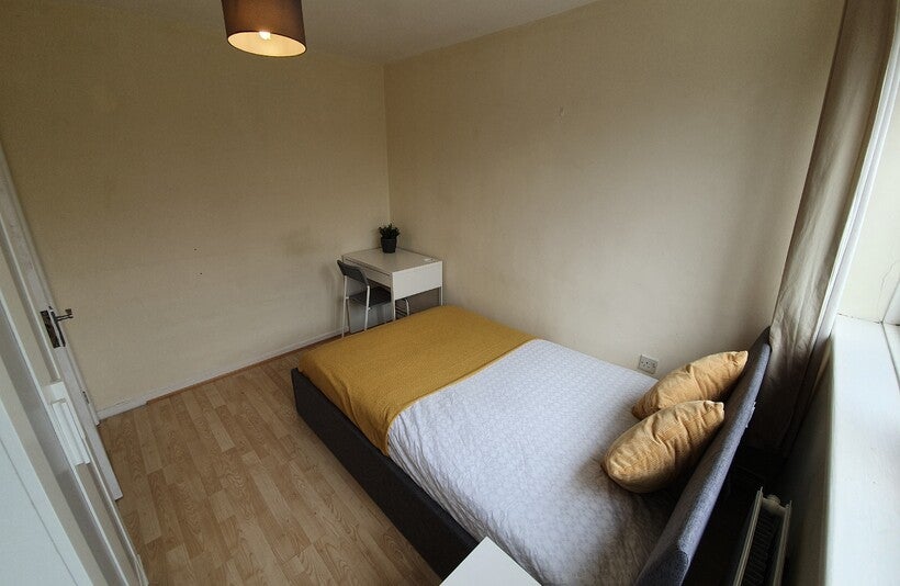 Room Suffolk Square in Norwich