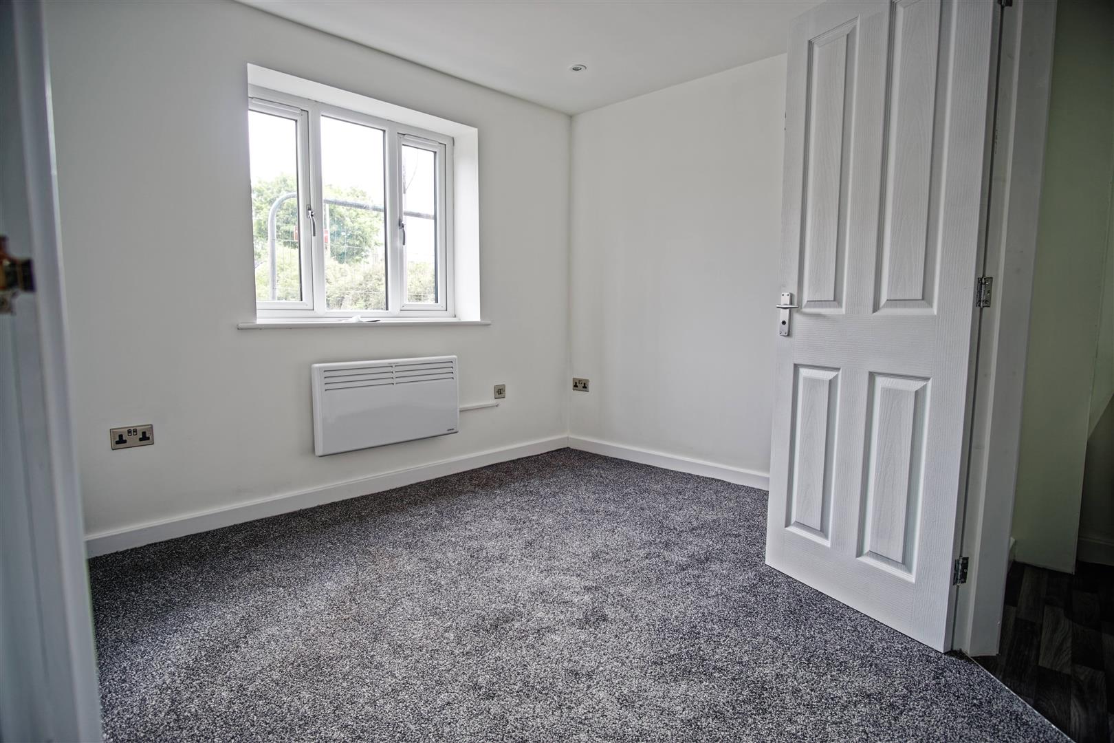 Flat Cambridge Walk in Preston