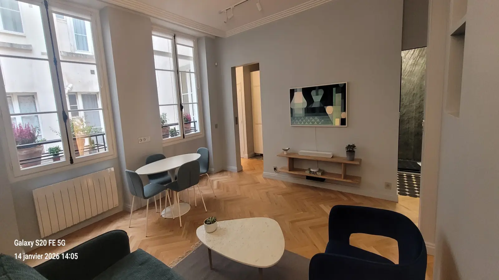 Flat Rue Dauphine in Paris