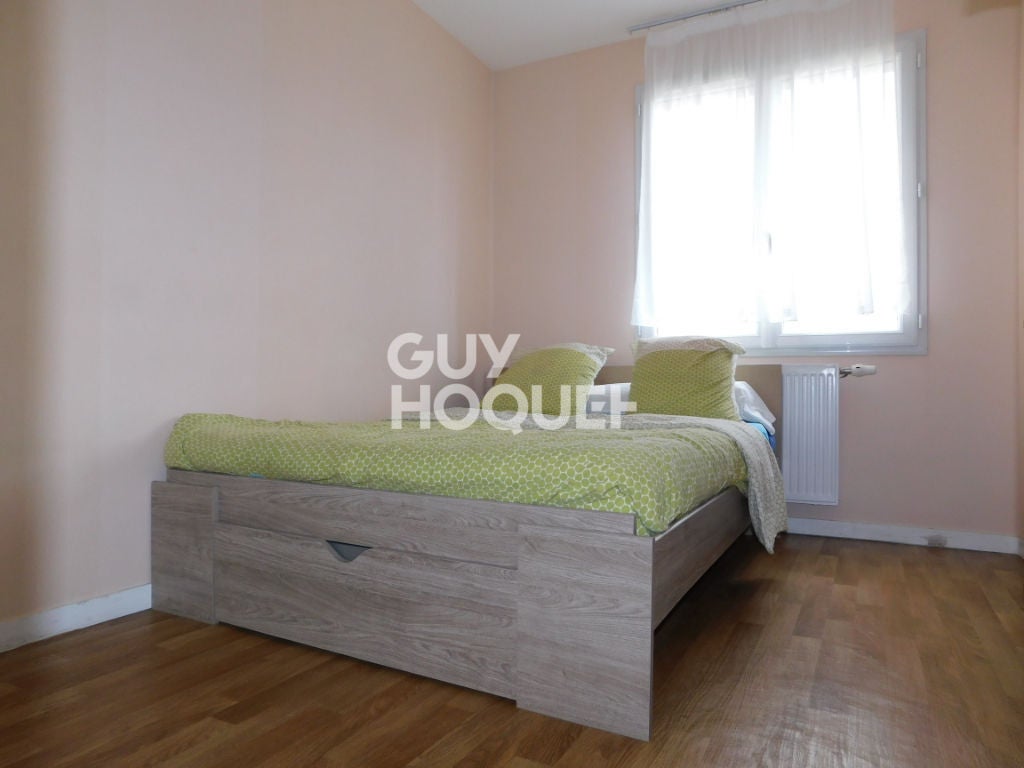 House Place Louis Armand in Dreux