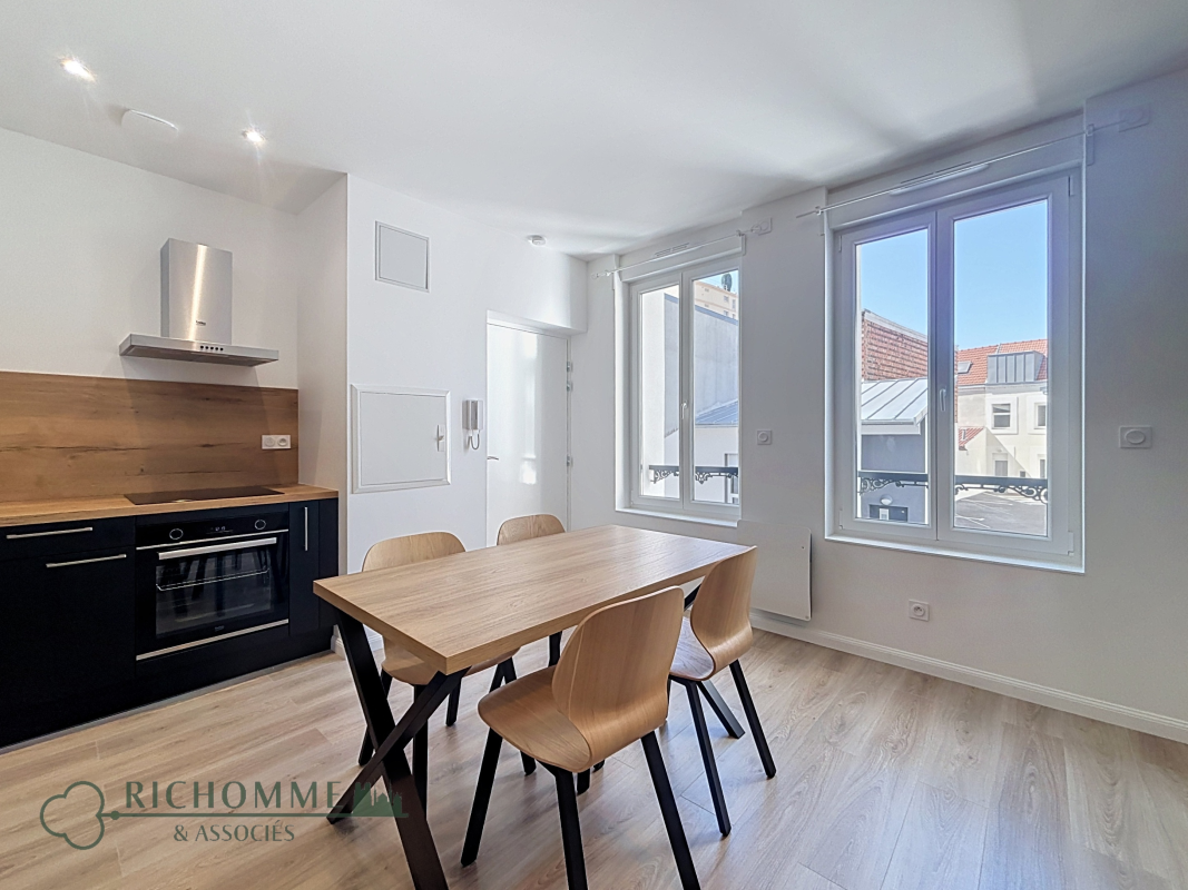 Appartement Rue Victor Rogelet à Reims