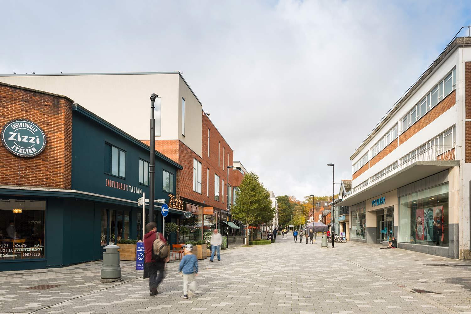 Flat High Street in Surrey Heath