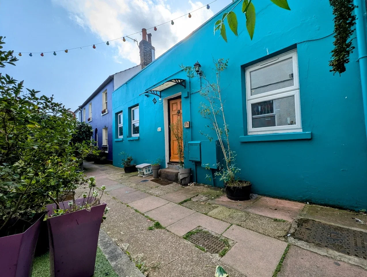 House Trafalgar Terrace in Brighton
