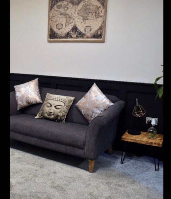 Room Allan Street in Rotherham