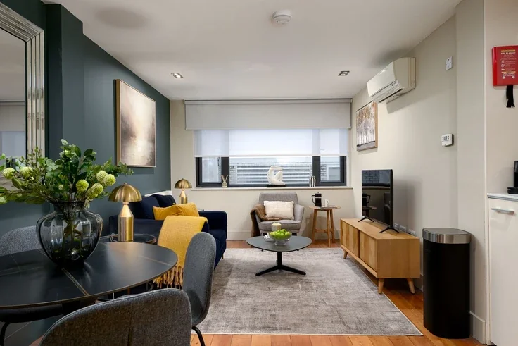 Flat Eastcheap in City of London