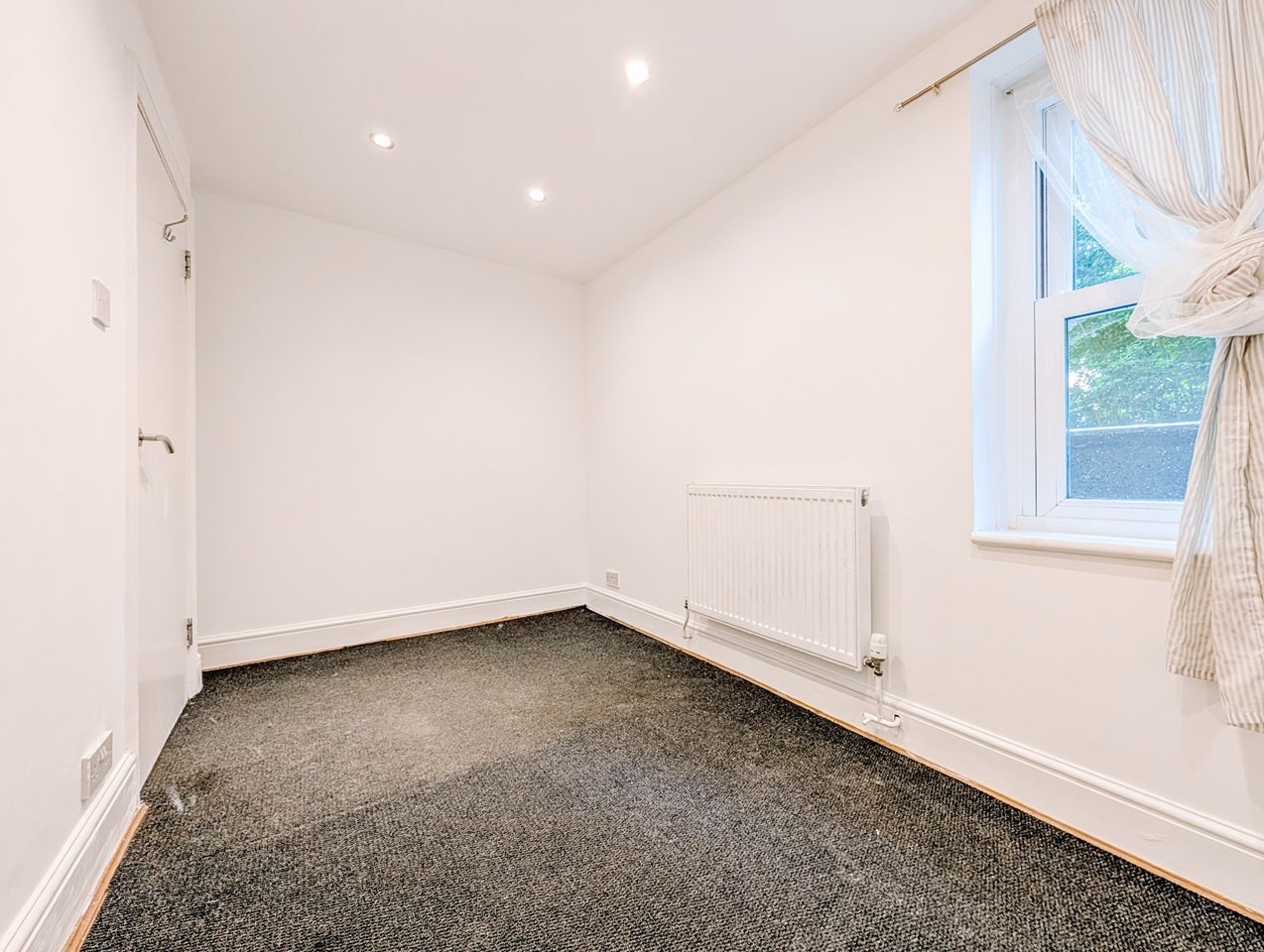 Flat Southwood Road in Greater London