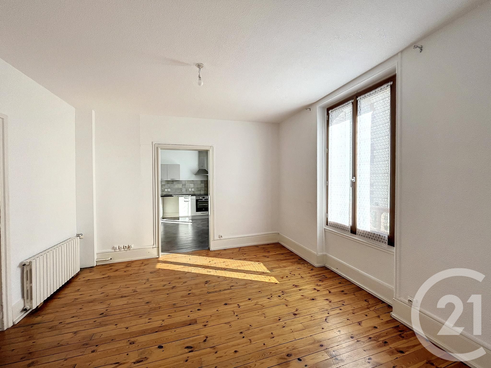 Appartement Rue des Remparts à Châtel-Guyon