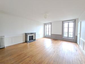 Flat Rue Voltaire in Nantes