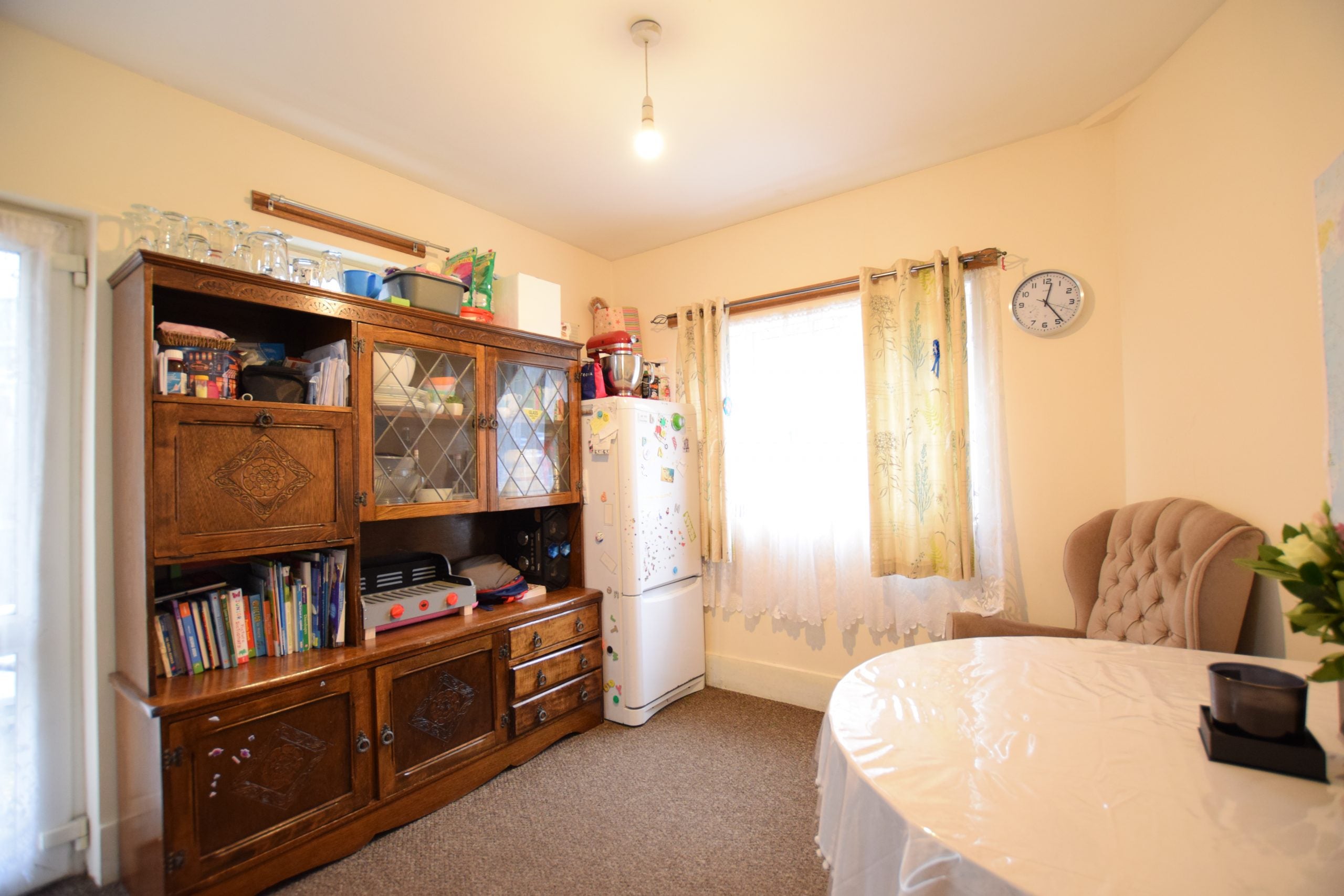Flat Ley Street in Greater London