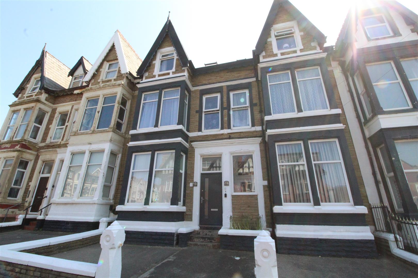 Flat King George Avenue in Blackpool