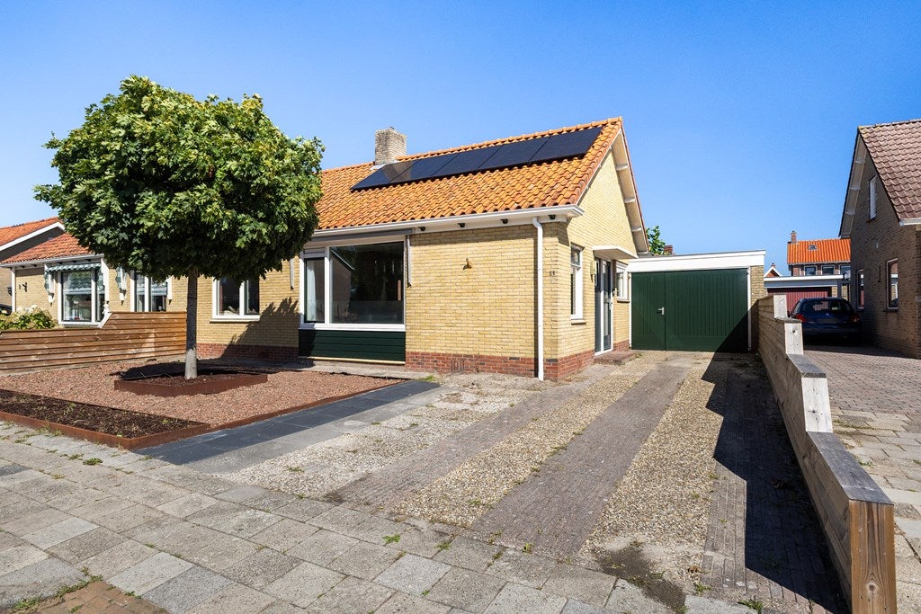 Huis Hoyte Roucomastrjitte 11 in Dronryp