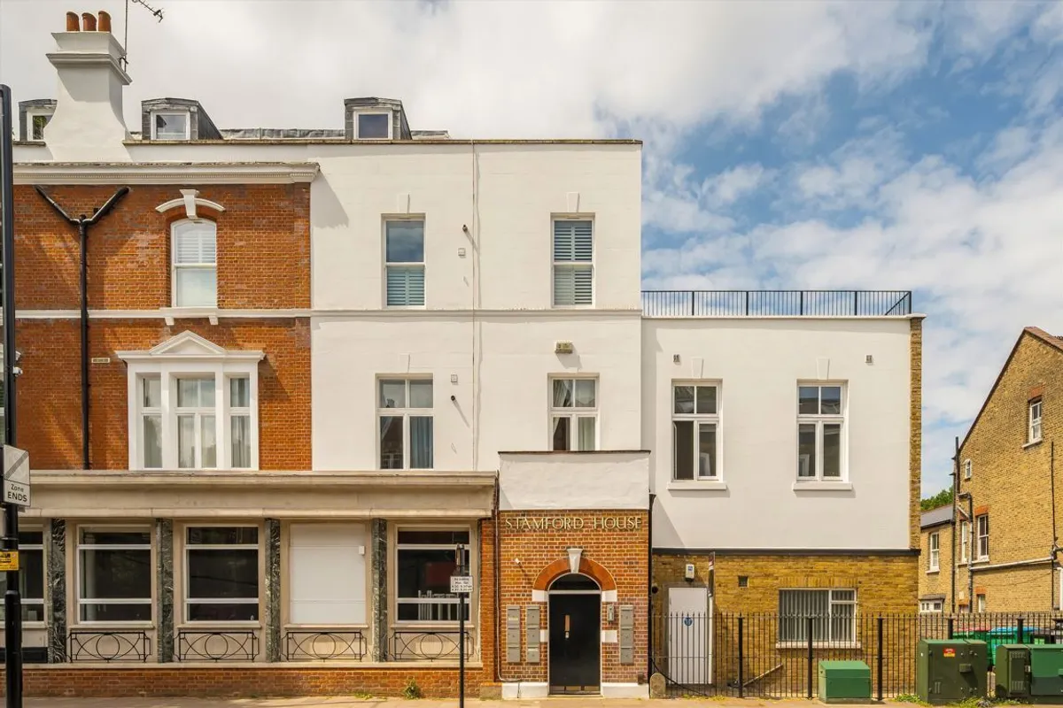 House Goldhawk Road in Greater London