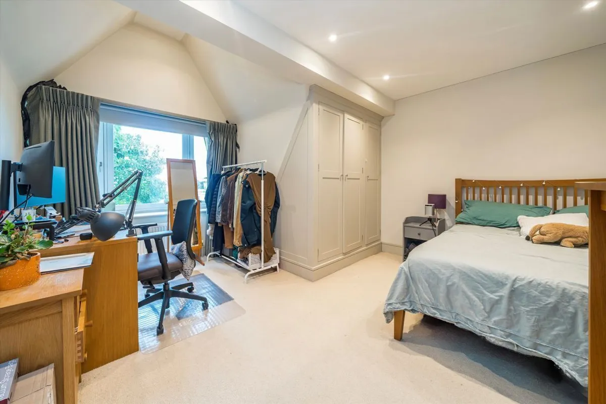 House Goldhawk Road in Greater London