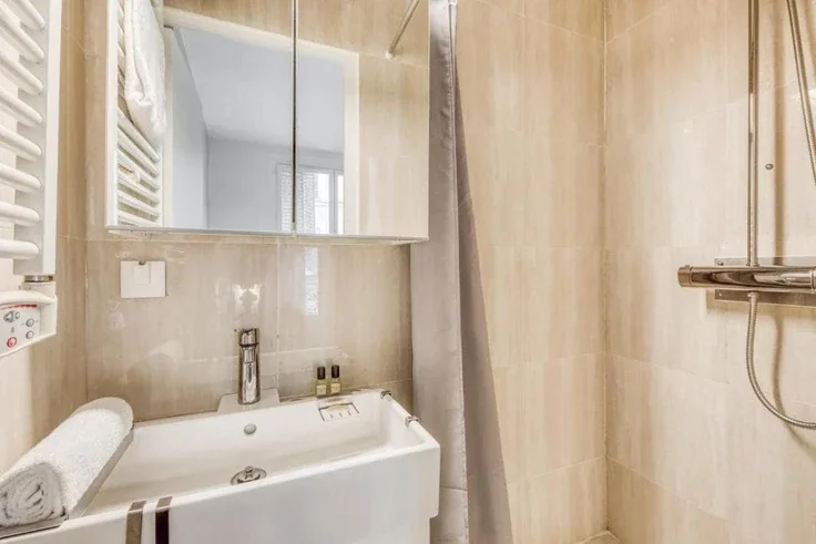 Appartement Rue Claude Decaen à Paris