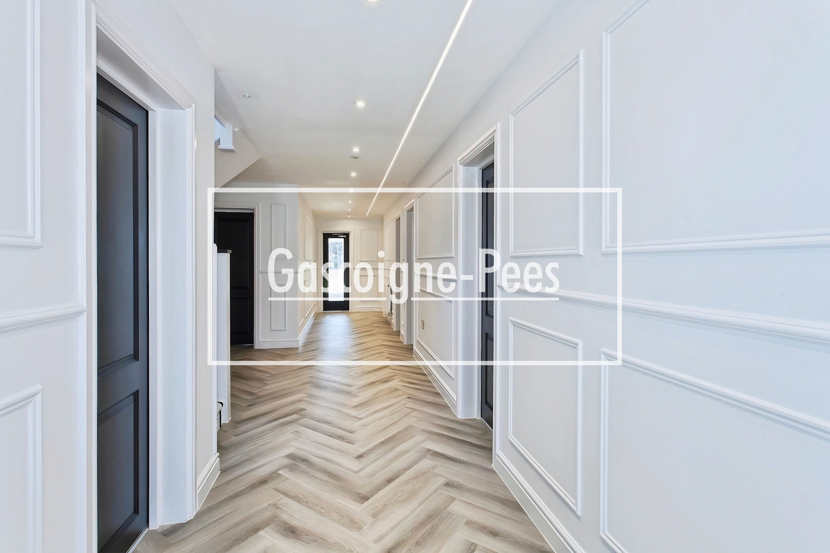 Room Bridges Grove in Reading