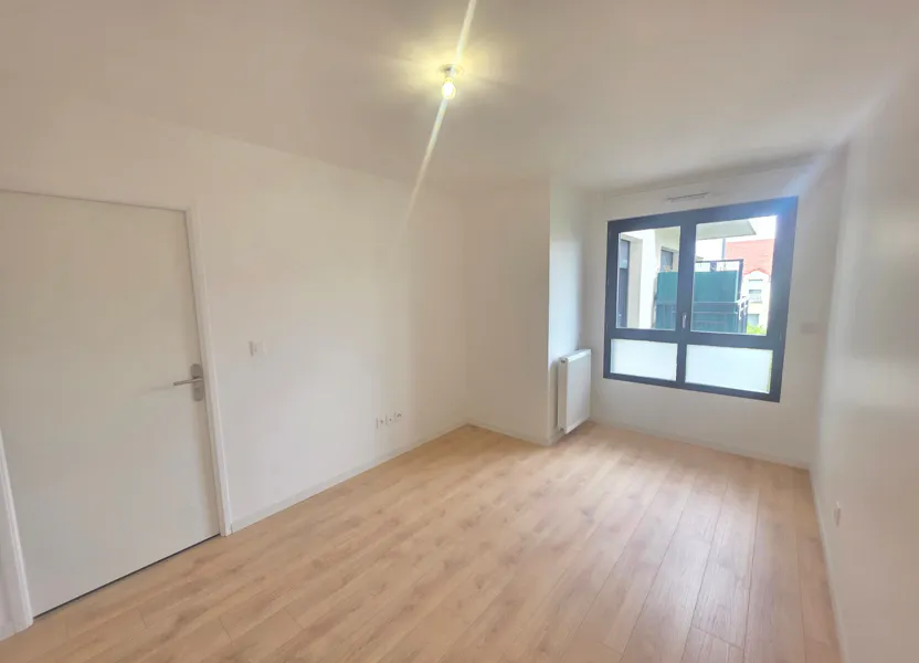 Flat Rue Édouard Branly in Houilles