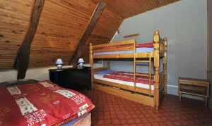 Room D 721 in Saint-Alyre-ès-Montagne