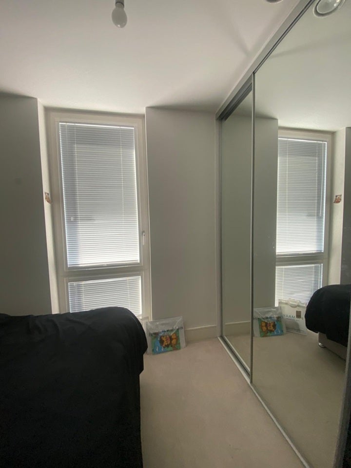 Room Bentinck Road in Greater London