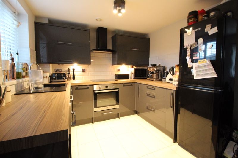 Flat Kiln Way in Dunstable
