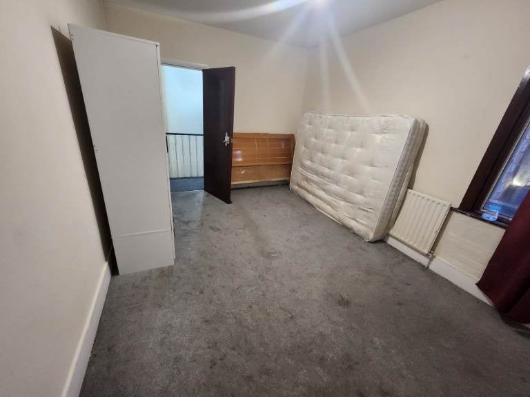 Flat Romford Road in Greater London