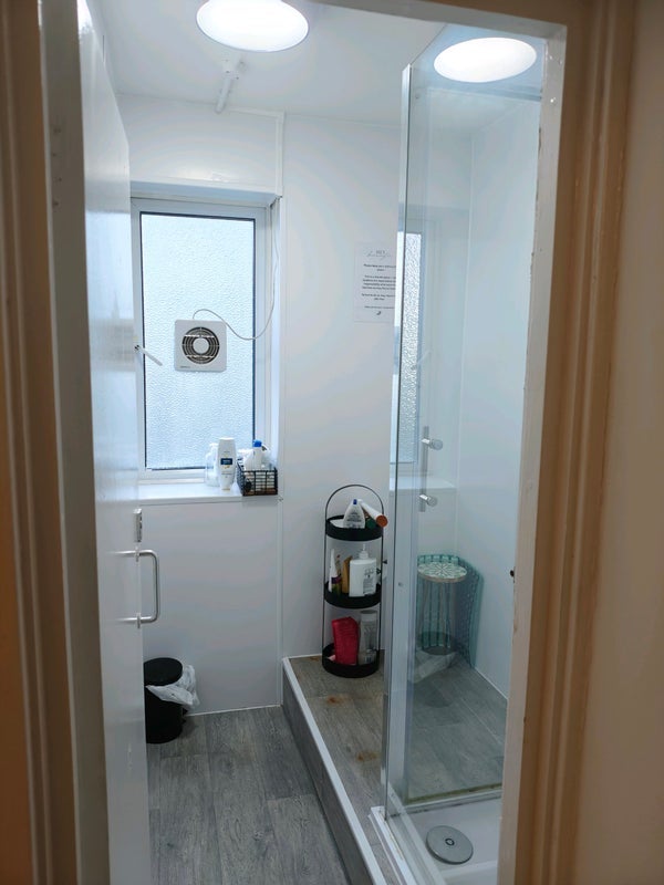 Room South End Row in Greater London