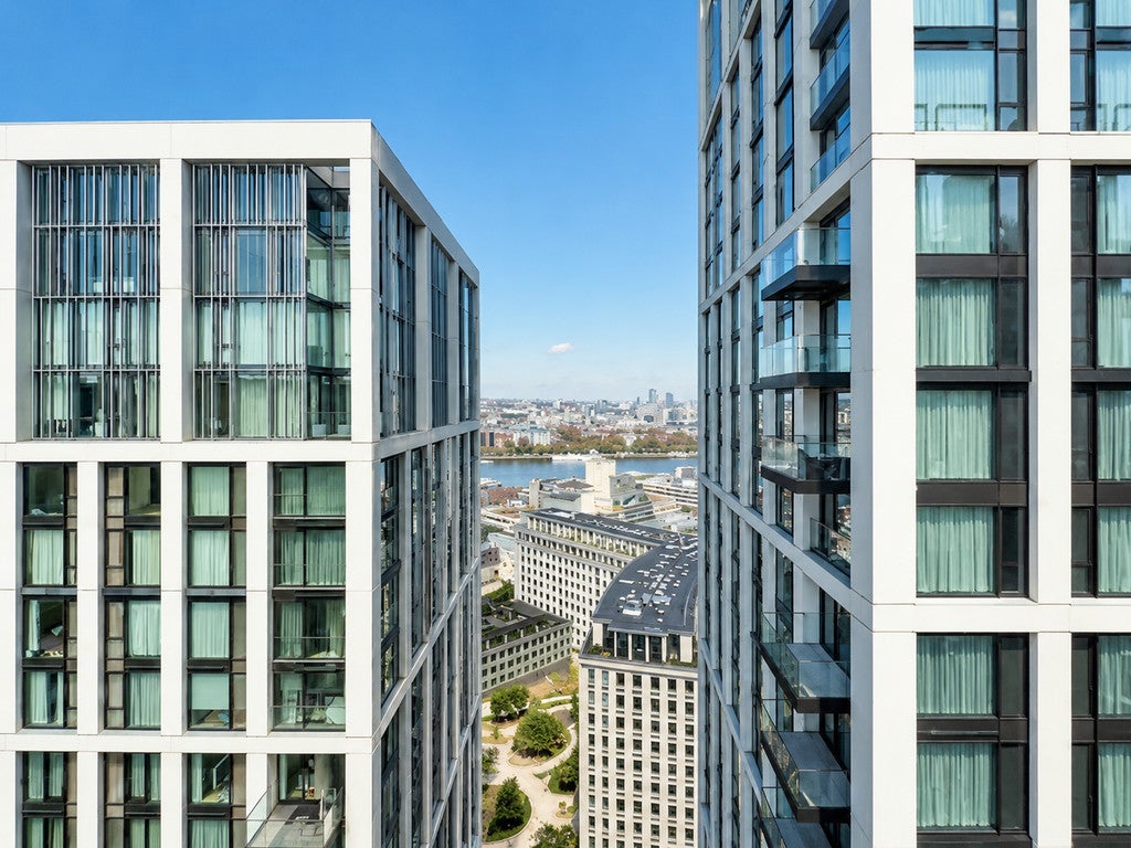 Flat Casson Street in London