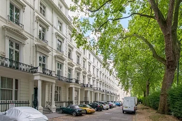 Flat Westbourne Terrace in City of Westminster