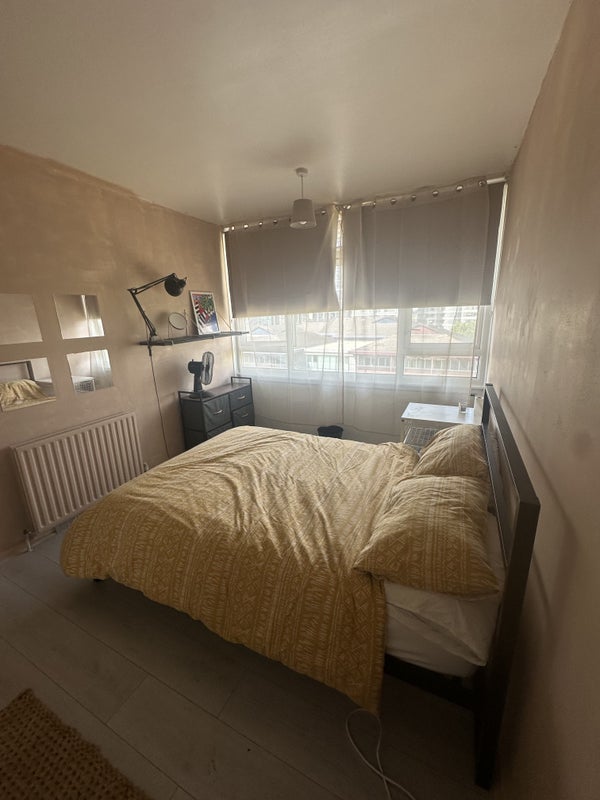 Room Tyers Street in Greater London