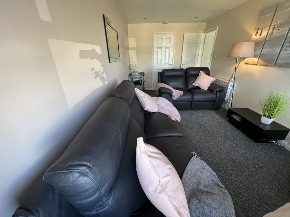 Flat Nelson Court in Hopton and Coton