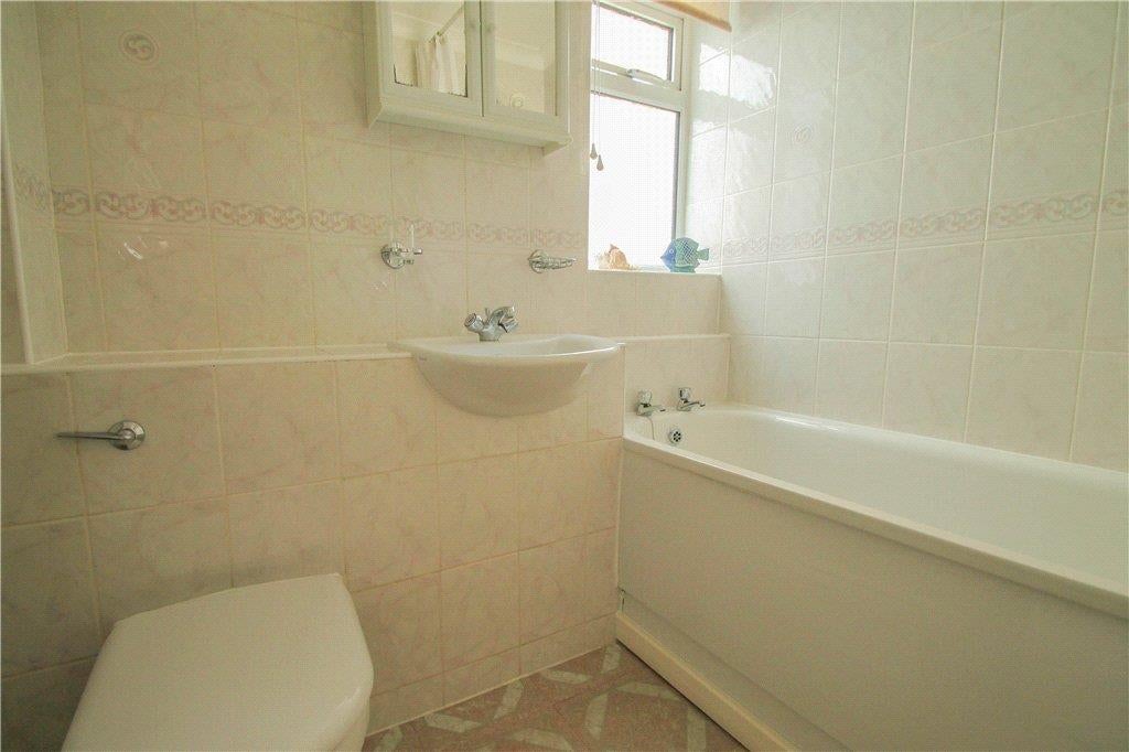 Flat Upper Gordon Road in Surrey Heath
