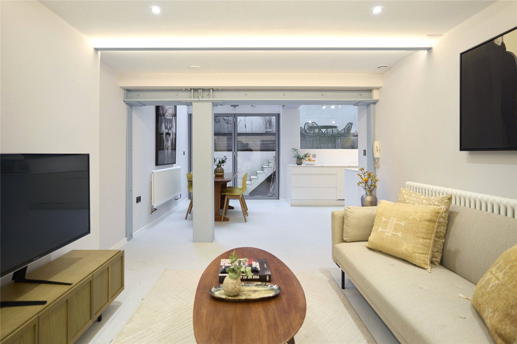 Flat Ladbroke Grove in Greater London