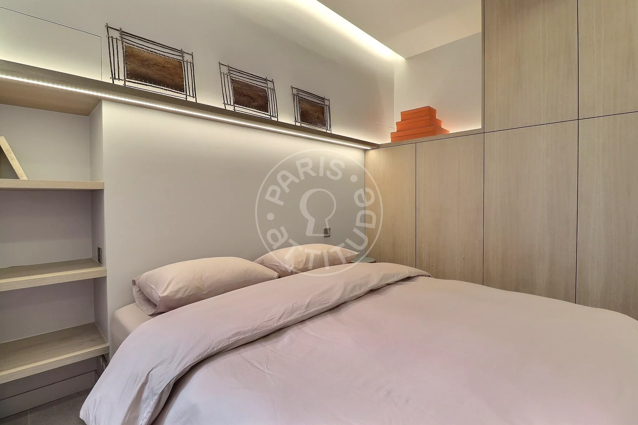 Appartement Boulevard Saint-Denis à Paris