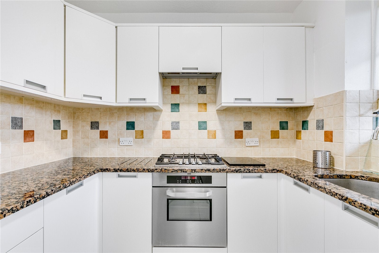 Flat Whitgift Street in Greater London
