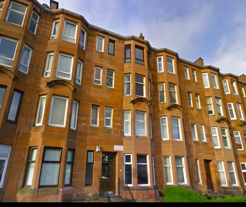 Flat Barlogan Avenue in Glasgow