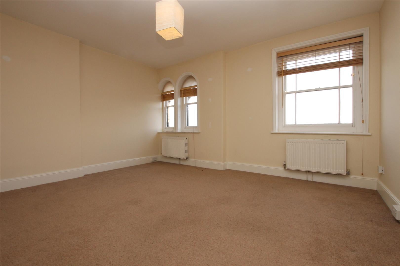 Flat Union Street in Ryde