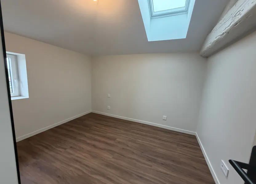 Appartement Rue César Geoffray à Soucieu-en-Jarrest