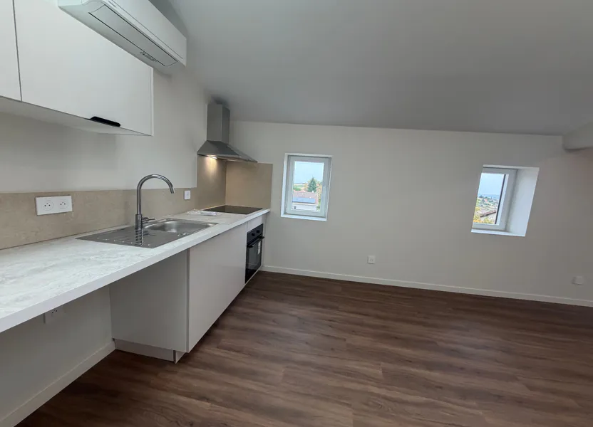 Appartement Rue César Geoffray à Soucieu-en-Jarrest