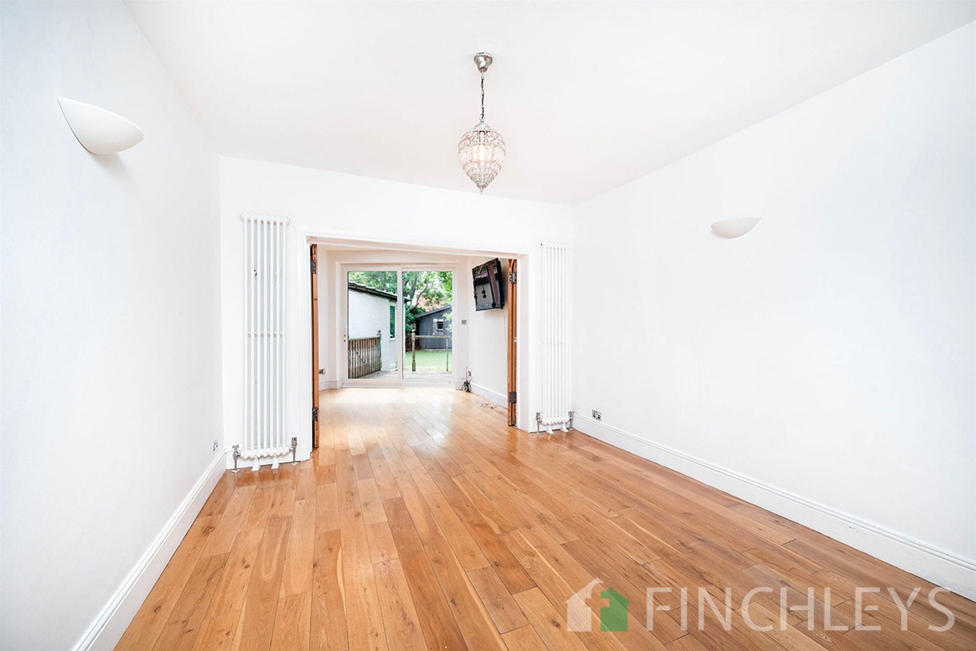 House Holders Hill Crescent in Greater London